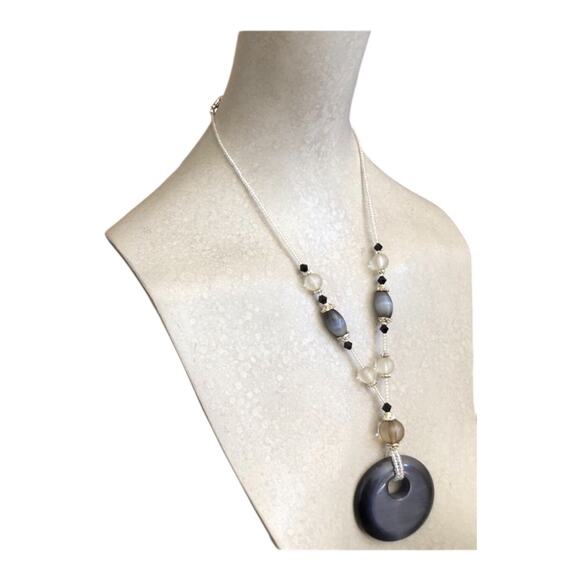 Vintage Black Flat Cutout Circle Black Clear Gray Silver Bead Statement Necklace - Picture 3 of 12